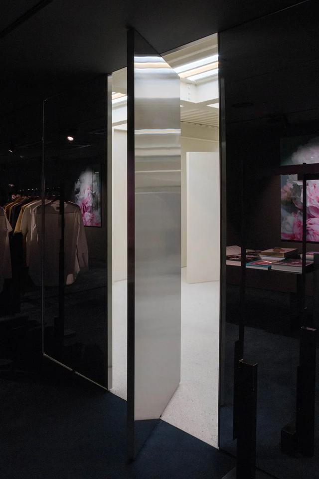 服裝店裝修試衣間設計圖片